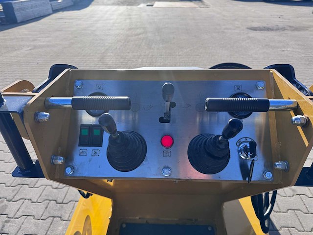 Egn eg80 minishovel / minilader - afbeelding 3 van  13