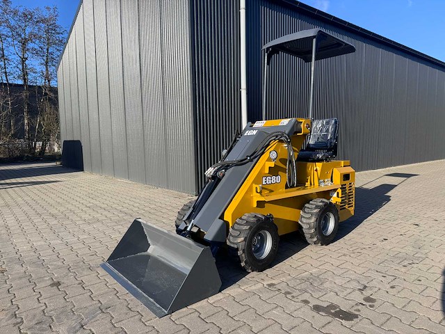 Egn eg80 minishovel / minilader - afbeelding 1 van  12