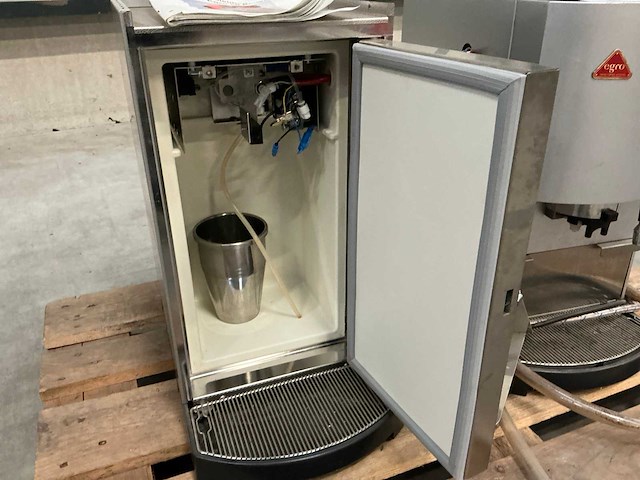 Egro 50 series koffiemachine - afbeelding 10 van  10