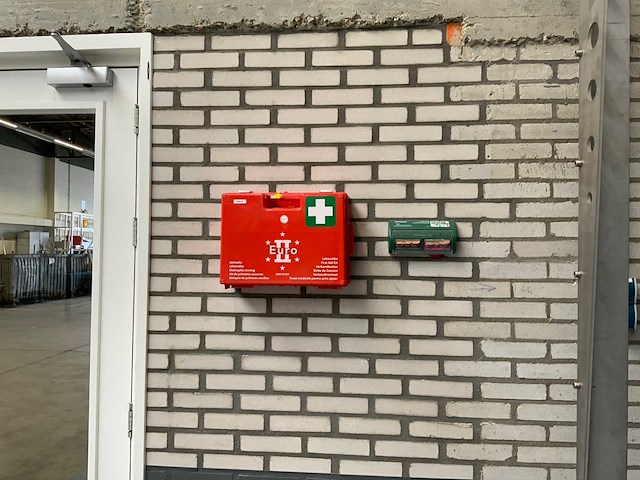 Ehbo- koffer en salvequick pleisterset - afbeelding 3 van  5