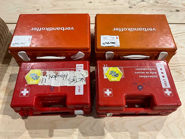 Ehbo-koffer (4x) - afbeelding 1 van  2