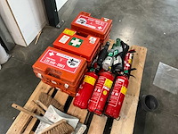 Ehbo koffers en brandblussers - afbeelding 1 van  3