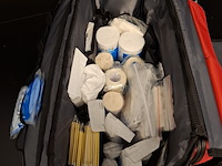 Ehbo tas met inhoud - afbeelding 2 van  3