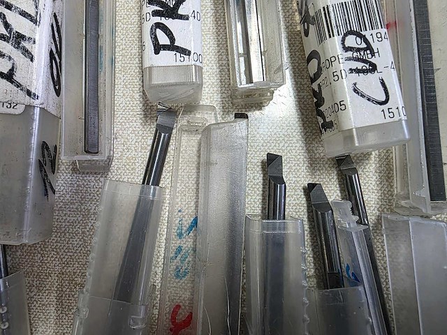 Ehwa europe gmbh - harmetaal pkd/cvd - machine gereedschappen - afbeelding 9 van  9