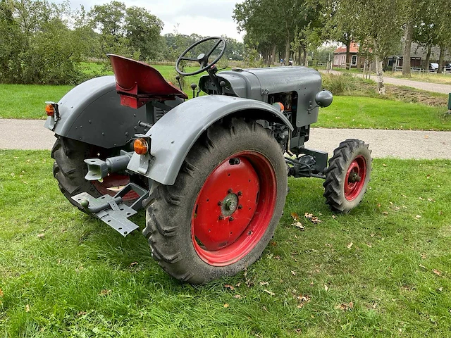 Eicher f1l-612 deutz 4x4 vierwielaangedreven landbouwtractor - afbeelding 6 van  13