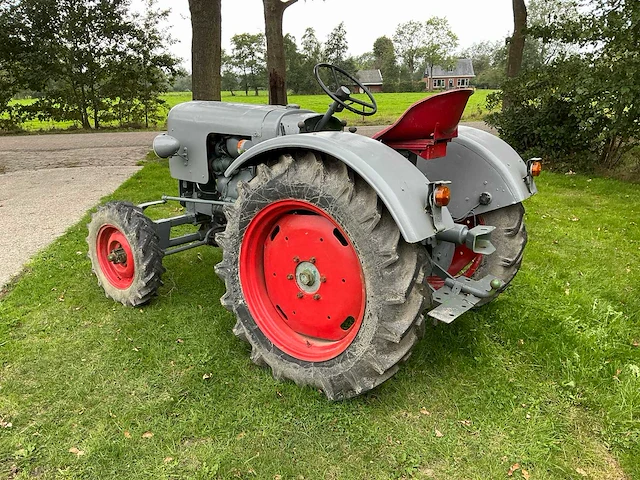 Eicher f1l-612 deutz 4x4 vierwielaangedreven landbouwtractor - afbeelding 8 van  13