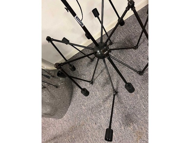 Eichholtz - light source - afbeelding 1 van  4