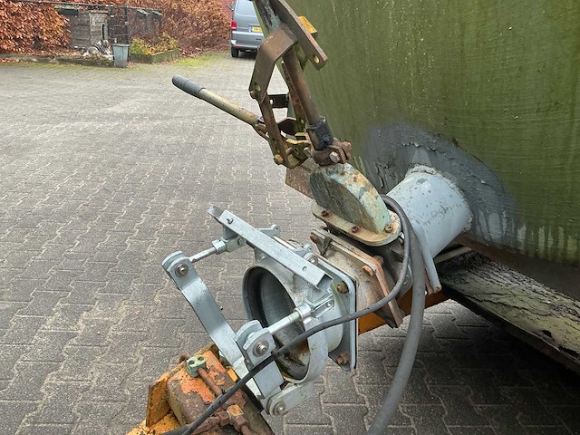 Eigenbouw mesttank - afbeelding 11 van  17