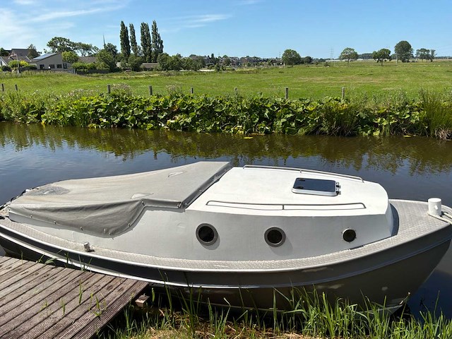 Eigenbouw opduwer motorjacht - afbeelding 8 van  20