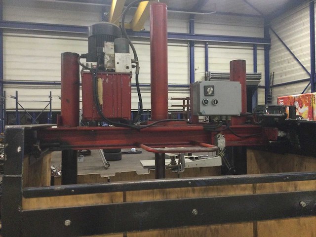 Eigenbouw papier / balenpers - afbeelding 4 van  5