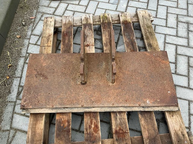 Eigenbouw schuifbord cw05 graafbak - afbeelding 1 van  7