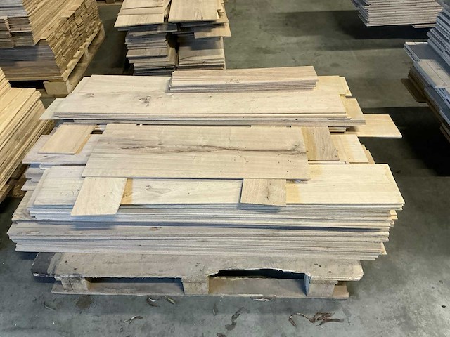 Eik europees (toplaag parketvloer) - afbeelding 6 van  13