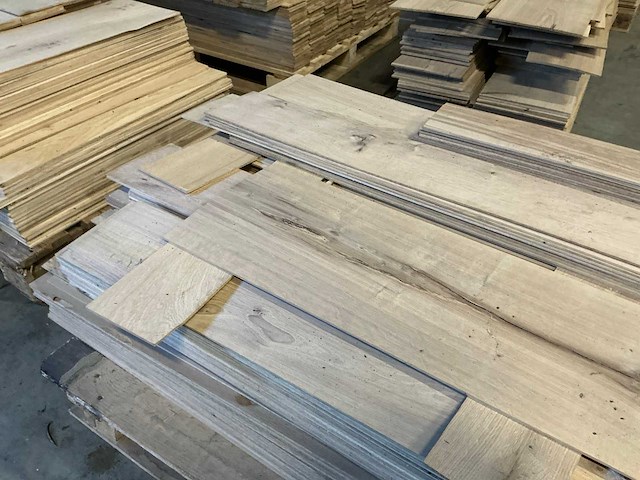 Eik europees (toplaag parketvloer) - afbeelding 8 van  13