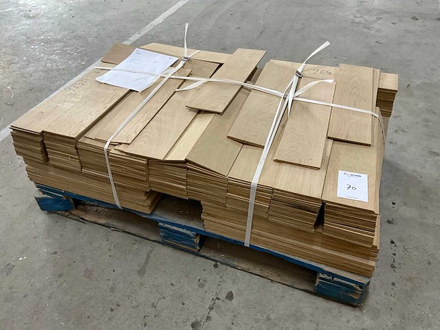 Eiken 1-bis fineerstroken 4mm (660x) - afbeelding 1 van  4