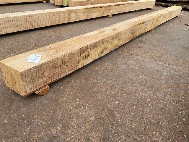 Eiken balk 200x220 mm lengte 485 cm - afbeelding 1 van  1
