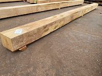 Eiken balk 200x220 mm lengte 485 cm