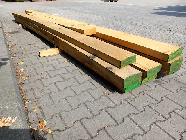 Eiken balk (8x) - afbeelding 1 van  3
