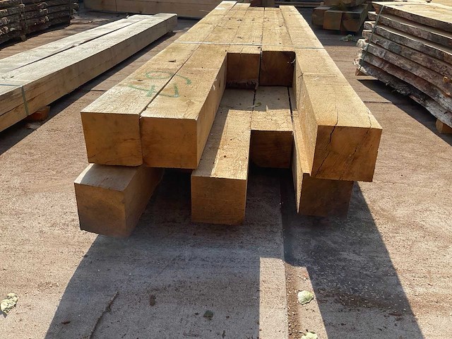 Eiken balken 150x150 mm (10x) - afbeelding 4 van  5
