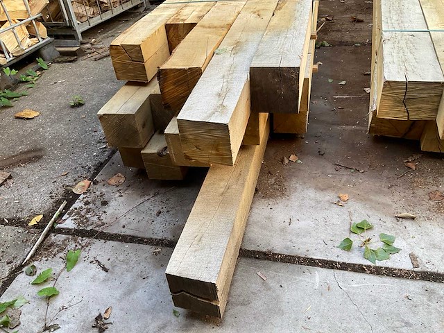 Eiken balken 150x150 mm (15x) - afbeelding 2 van  5