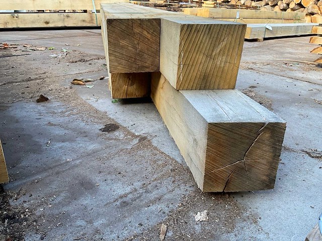 Eiken balken 200x200 mm (4x) - afbeelding 4 van  5