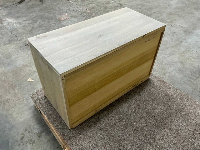 Eiken bijzet kast 53,5x86x40,5cm - afbeelding 5 van  6