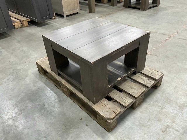 Eiken bijzettafel 69,5x70x40cm - afbeelding 2 van  2