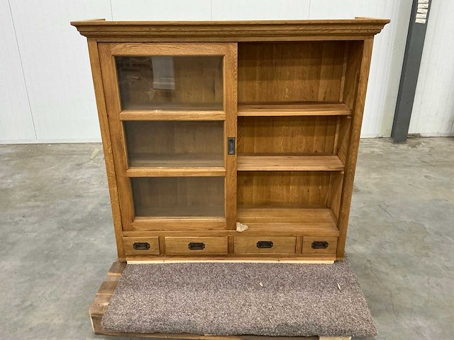 Eiken bovenkast of displaykast 121,5x128,5x34,5cm - afbeelding 2 van  7