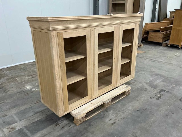 Eiken bovenkast of displaykast 121x181,5x53,5cm - afbeelding 3 van  7