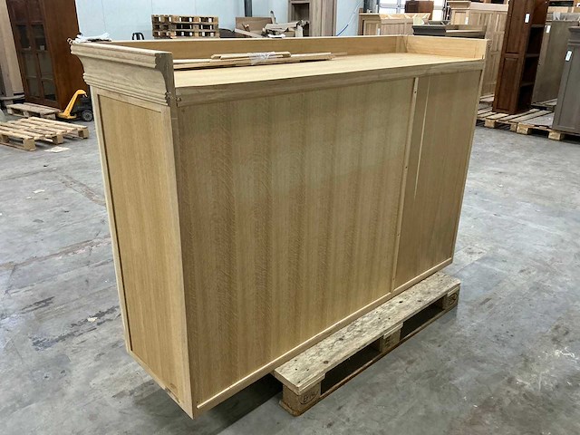 Eiken bovenkast of displaykast 121x181,5x53,5cm - afbeelding 5 van  7