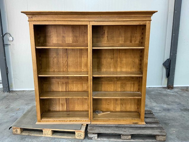 Eiken bovenkast of displaykast 176x190,5x39,5cm - afbeelding 2 van  5