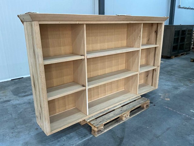 Eiken buffetkast bovendeel 135x241x40,5cm - afbeelding 3 van  5