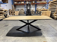 Eiken deens ovaal eetkamertafel 220 cm - afbeelding 1 van  5