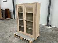 Eiken displaykast of bovenkast 156x121,5x36,5cm - afbeelding 1 van  6