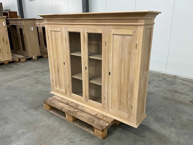 Eiken dressoir 131,5x174x37,5cm - afbeelding 1 van  6