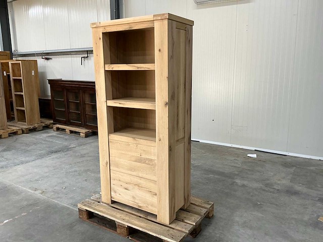 Eiken dressoir kast 180,5x86x45,5cm - afbeelding 1 van  5