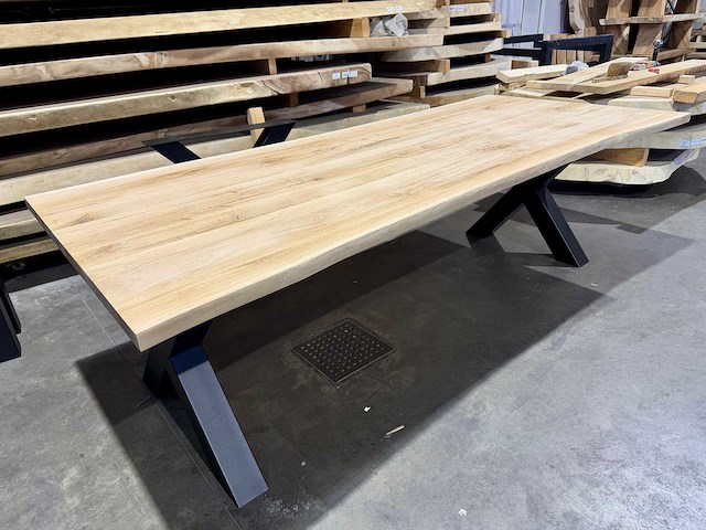 Eiken eetkamertafel 240 cm - afbeelding 2 van  4