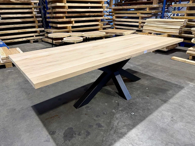 Eiken eetkamertafel 240 cm - afbeelding 2 van  4