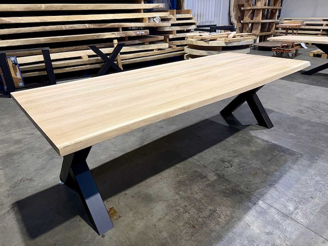 Eiken eetkamertafel 260 cm - afbeelding 1 van  4