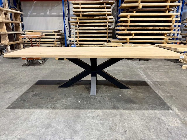 Eiken eetkamertafel 260 cm - afbeelding 1 van  4