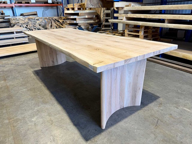 Eiken eetkamertafel 260 cm - afbeelding 2 van  4