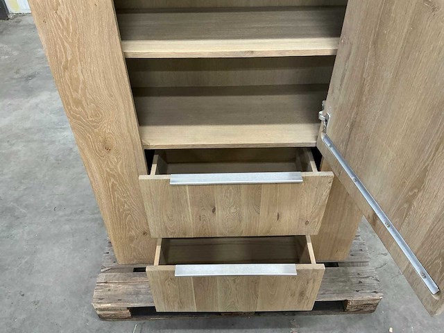 Eiken kamerkast 160,5x100,5x40,5cm - afbeelding 7 van  7