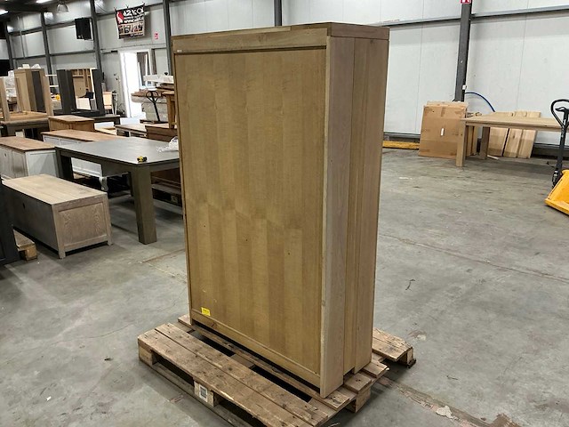 Eiken kamerkast 160,5x100,5x40cm - afbeelding 4 van  7