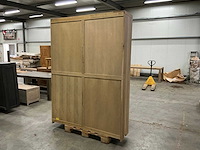 Eiken kamerkast of opbergkast 220,5x160,5x40cm - afbeelding 4 van  7