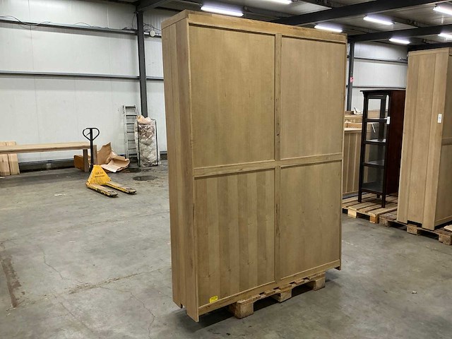 Eiken kamerkast of opbergkast 220,5x160,5x40cm - afbeelding 5 van  7