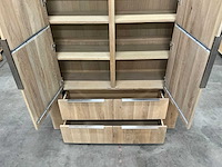 Eiken kamerkast of opbergkast 220,5x160,5x40cm - afbeelding 7 van  7