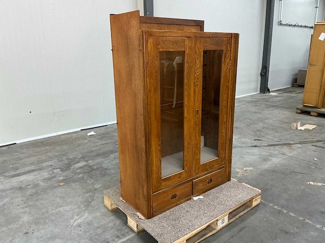 Eiken onderkast 162,5x107x43cm - afbeelding 2 van  2