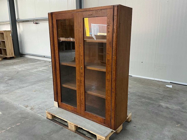 Eiken onderkast, displaykast 156,5x121,5x36,5cm - afbeelding 1 van  2
