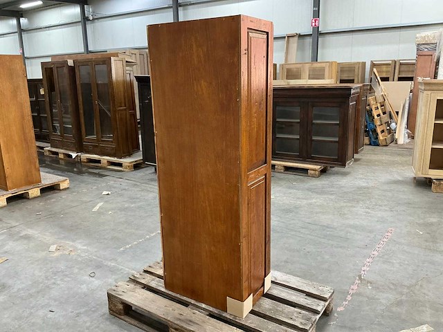 Eiken onderkast of vakkenkast 156,5x56,5x35,5cm - afbeelding 4 van  5