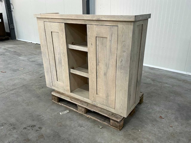 Eiken opbergkast 115,5x150x45,5cm - afbeelding 1 van  7