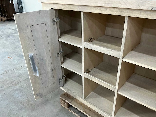 Eiken opbergkast 115,5x150x45,5cm - afbeelding 7 van  7